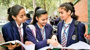 CBSE बोर्ड परीक्षा 2025: क्या आज कक्षा 12वीं